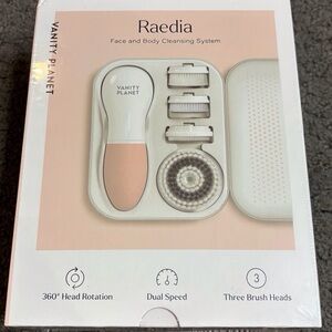 Vanity Planet Raedia Face and Body Cleansing System - Pink and White